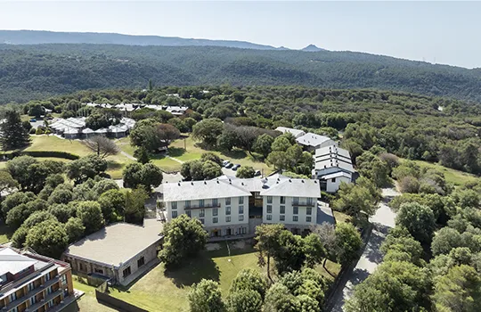 Espacio terapéutico tranquilo para tratamiento de adicciones