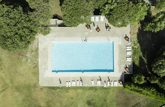 Piscina de la clínica de ingreso Instituto Hipócrates